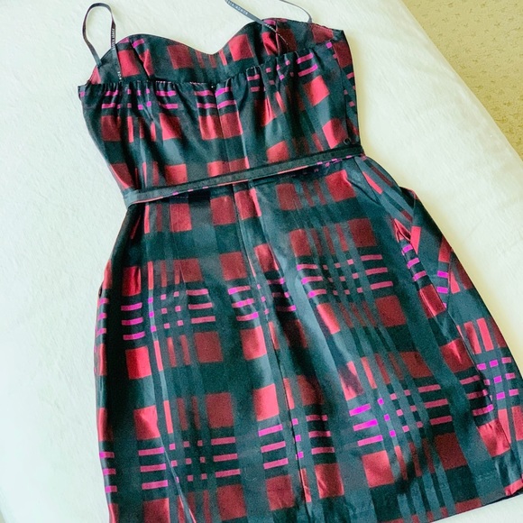 Alexia Admor Strapless Mini Cocktail Dress - Picture 6 of 12